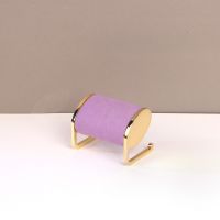 R-shaped metal end velv...